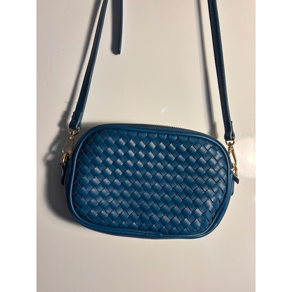 Mali + Lili Ava Woven Crossbody Bag